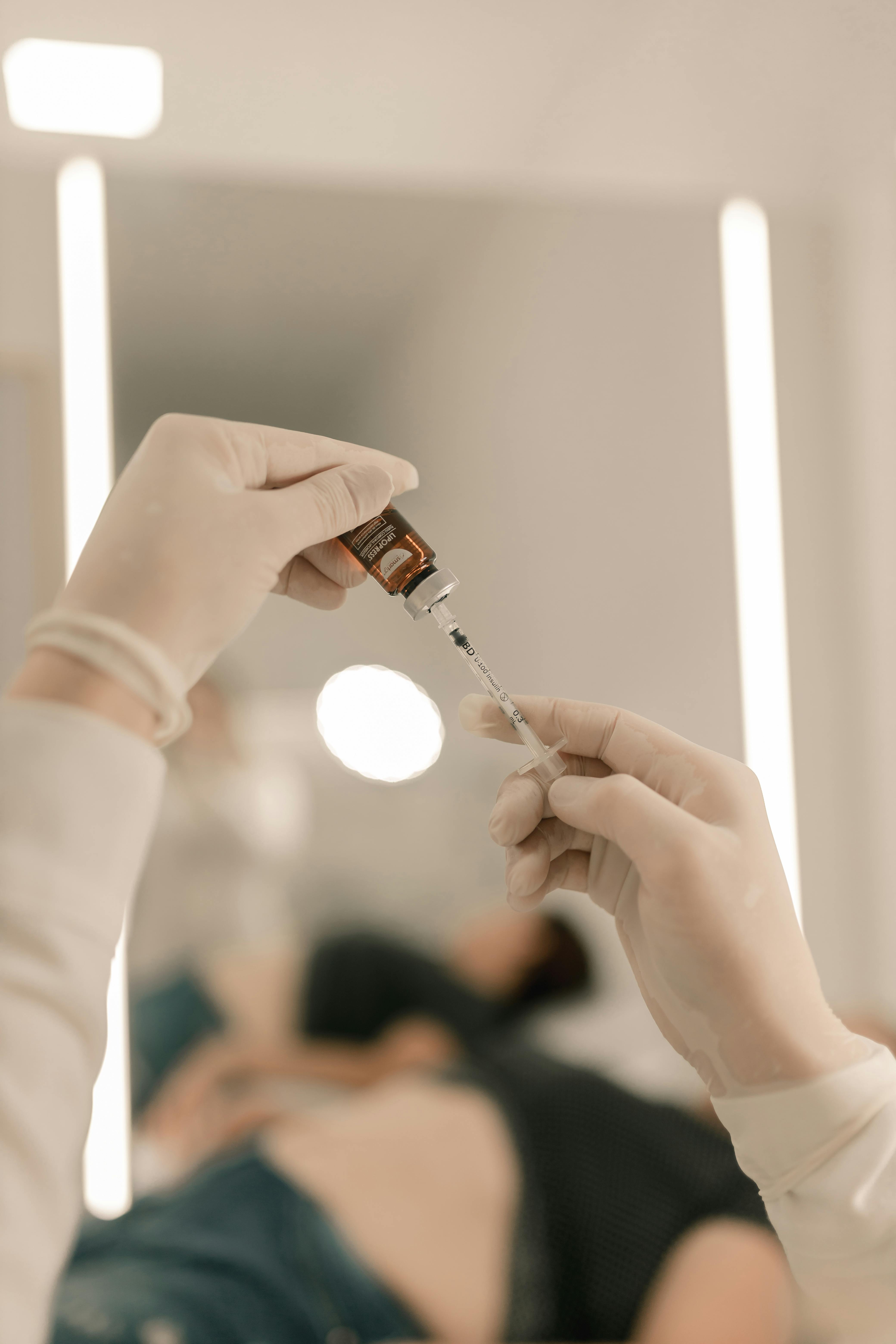 Procedimento dermatológico injetável